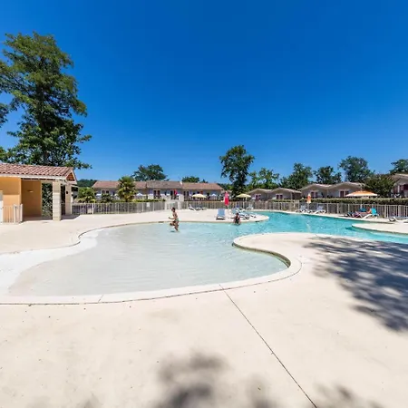 Domaine Du Golf D'albret.4 Apartment *